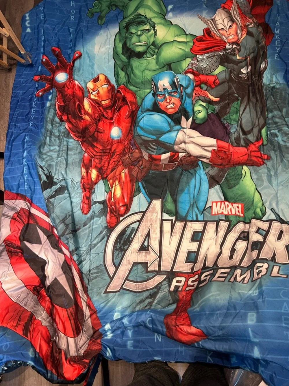 Marvel Avengers Kids Blue Comforter Featuring Captain America size Twin/full